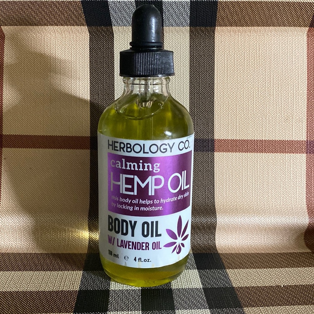 Herbology Calming Body Oil With Lavender
